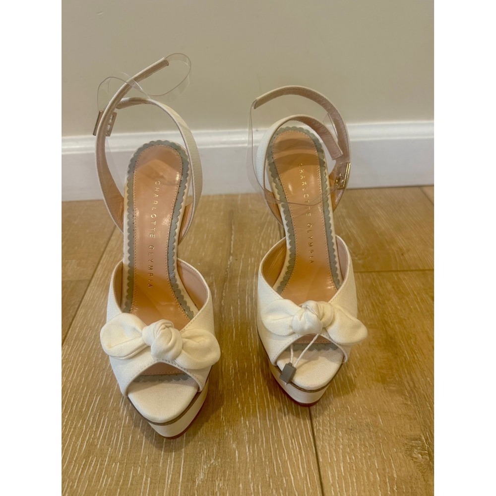 Charlotte Olympia Serena Bow Platform Sandals in Cream Sz 34 Beyonce $484 - Picture 3 of 8